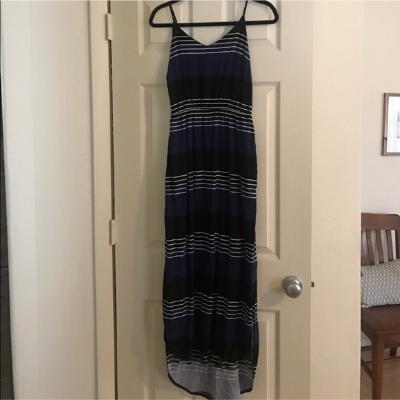 Old Navy Dresses & Skirts - Striped Maxi Dress